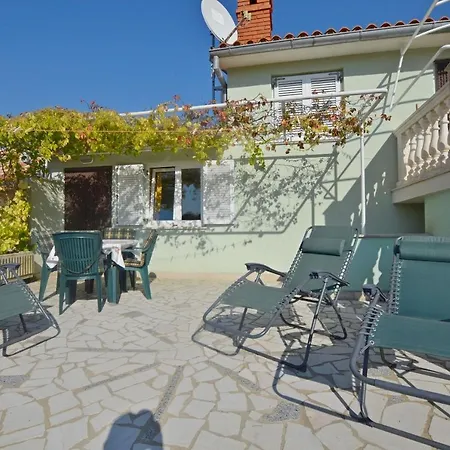 Zora Apartament Rakalj